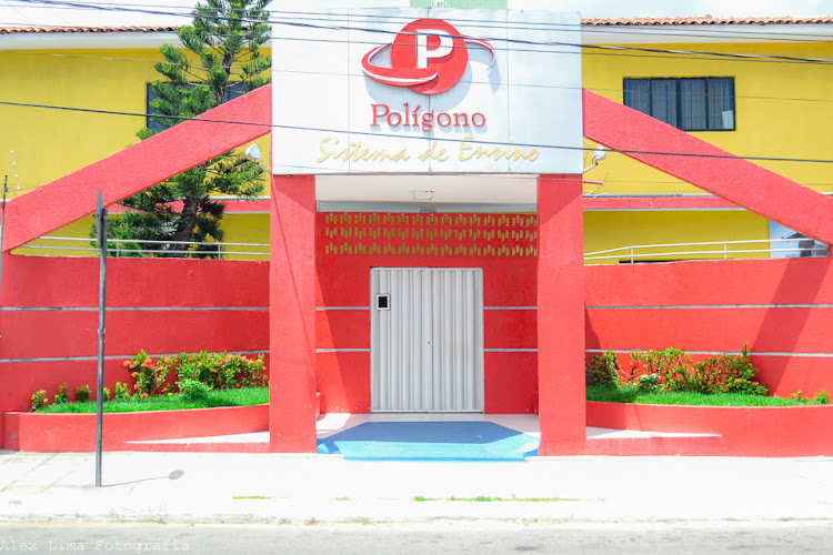 Colégio Polígono foto 1