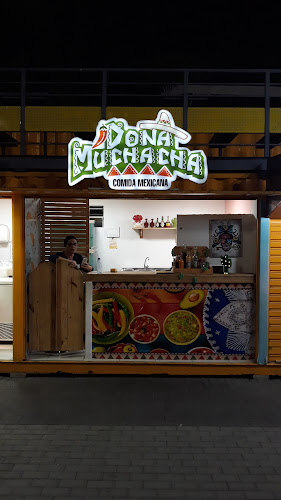 Dona Muchacha Comida Mexicana foto 1