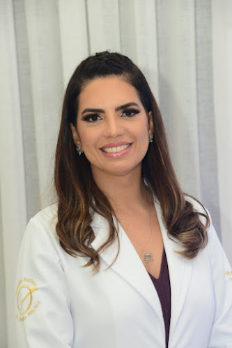Dra. Mireille Camboim - Cirurgia Plástica foto 1