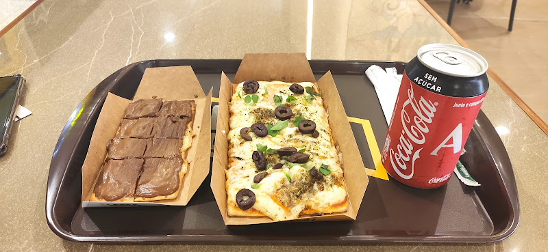Lasca de pizza- shopping Liv Mall foto 1