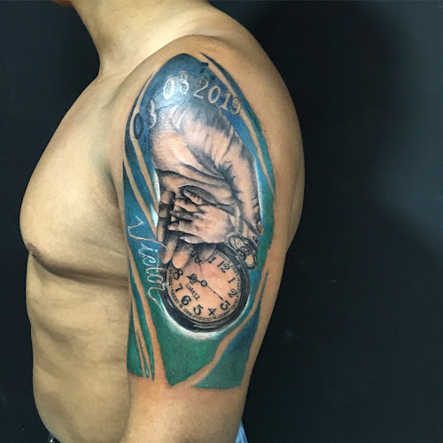 OUR studio tattoo foto 1