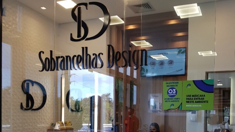Sobrancelhas Design foto 1